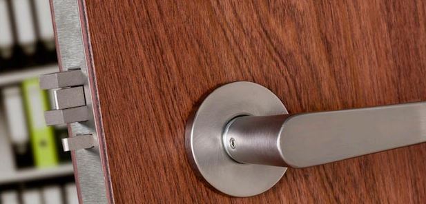Nên mua khóa cửa ở đâu