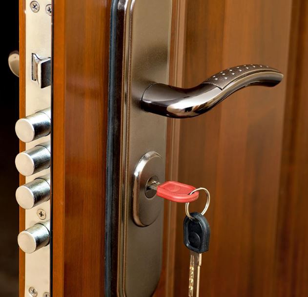 Doanh nghiệp bán ổ khóa cửa uy tín